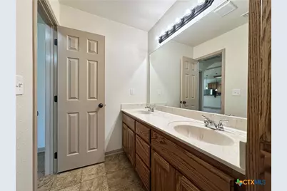 700 Brooklyn Kay Drive, Killeen, TX 76542 - Photo 38