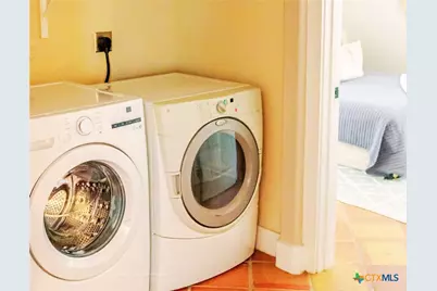 1980 County Road 361, La Vernia, TX 78121 - Photo 20