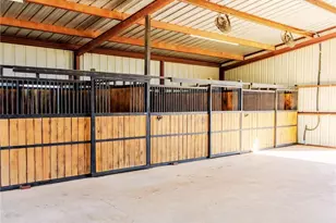 1980 County Rd 361, La Vernia, TX 78121 - Photo 10