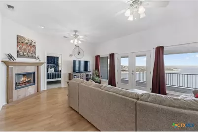 382 Kings Crown, Canyon Lake, TX 78133 - Photo 16