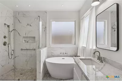 382 Kings Crown, Canyon Lake, TX 78133 - Photo 12