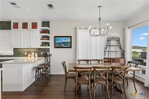 382 Kings Crown, Canyon Lake, TX 78133 - Photo 8