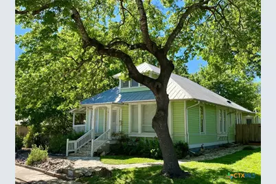 414 W San Antonio Street, San Marcos, TX 78666 - Photo 2