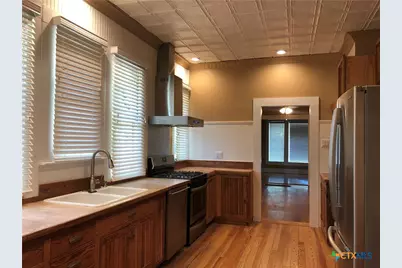 414 W San Antonio Street, San Marcos, TX 78666 - Photo 8