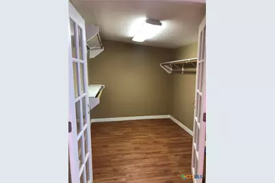 414 W San Antonio Street, San Marcos, TX 78666 - Photo 18