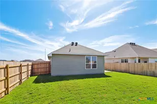 412 Honeydew Wy, Seguin, TX 78155 - Photo 38