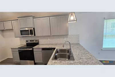 326 Monty Road, Copperas Cove, TX 76522 - Photo 4