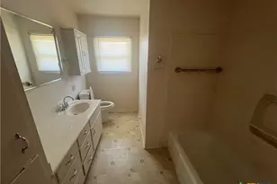 1324 N 60th St, Waco, TX 76710 - Photo 4