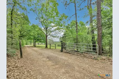 18770 Cr 3265D, Mount Enterprise, TX 75681 - Photo 2