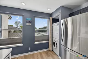 302 St Andrews, Rockport, TX 78382 - Photo 4