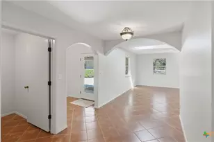 625 Mountain Laurel Dr, New Braunfels, TX 78132 - Photo 12