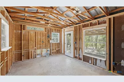 625 Mountain Laurel Drive, New Braunfels, TX 78132 - Photo 30