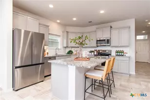 736 Jersey Ct, Troy, TX 76579 - Photo 2