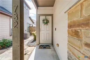 732 Gristmill Dr, New Braunfels, TX 78130 - Photo 4