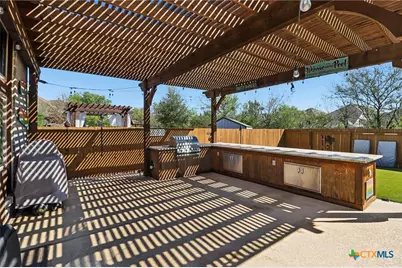 988 Carriage Loop, New Braunfels, TX 78132 - Photo 36