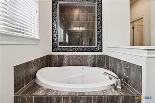 988 Carriage Loop, New Braunfels, TX 78132 - Photo 18