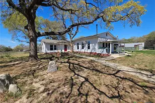 4821 FM467, Seguin, TX 78155 - Photo 2