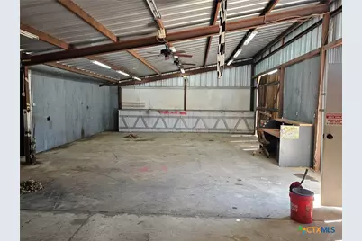 4821 Fm 467, Seguin, TX 78155 - Photo 6