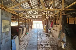 4821 FM467, Seguin, TX 78155 - Photo 26