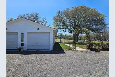 4821 Fm 467, Seguin, TX 78155 - Photo 8