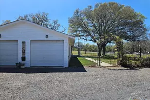 4821 FM467, Seguin, TX 78155 - Photo 8