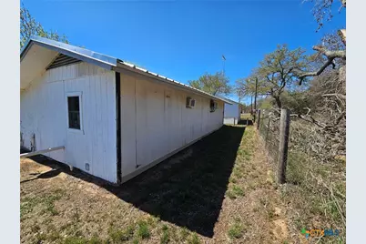 4821 Fm 467, Seguin, TX 78155 - Photo 12