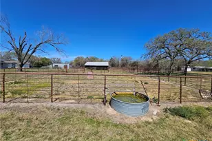 4821 FM467, Seguin, TX 78155 - Photo 18