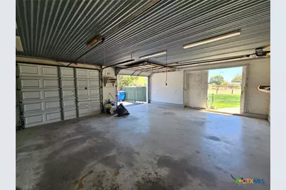 4821 Fm 467, Seguin, TX 78155 - Photo 44