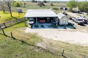 2110 Immenhauser Rd, Yoakum, TX 77995 - Photo 28