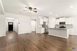 448 Agave Flats Dr, New Braunfels, TX 78130 - Photo 4