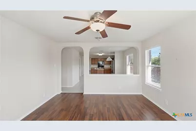 513 Zapata Circle, New Braunfels, TX 78130 - Photo 4