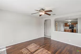 513 Zapata Cir, New Braunfels, TX 78130 - Photo 12