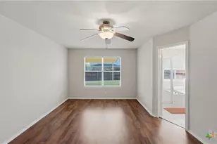 513 Zapata Cir, New Braunfels, TX 78130 - Photo 38