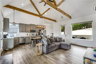 1722 Trail Pass Dr, Canyon Lake, TX 78133 - Photo 4