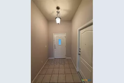 1648 Sunfire Circle, New Braunfels, TX 78130 - Photo 2