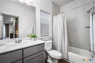 634 Meade St, New Braunfels, TX 78132 - Photo 22