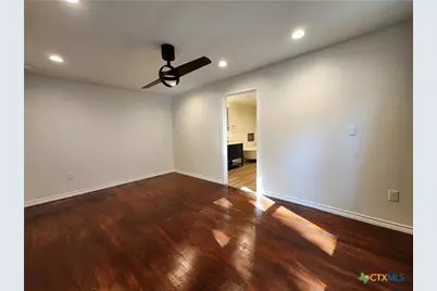 521 Willow Avenue, New Braunfels, TX 78130 - Photo 18