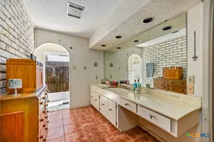 1640 S Virginia St, Port Lavaca, TX 77979 - Photo 38