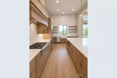 2116 Comal Springs, Canyon Lake, TX 78133 - Photo 6