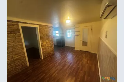 1511 Old Ranch Road 12 #C, San Marcos, TX 78666 - Photo 2