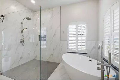 9610 Trophy Oaks Drive, San Antonio, TX 78266 - Photo 18