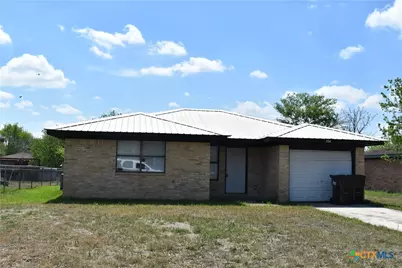 304 Meadow Drive, Marion, TX 78124 - Photo 2