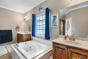 602 Basswood St, Victoria, TX 77904 - Photo 24