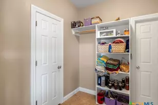 602 Basswood St, Victoria, TX 77904 - Photo 16