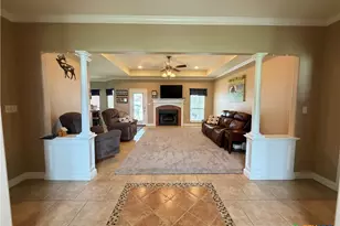 602 Basswood St, Victoria, TX 77904 - Photo 6
