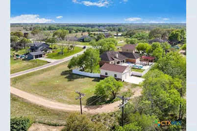 602 Basswood Street, Victoria, TX 77904 - Photo 36