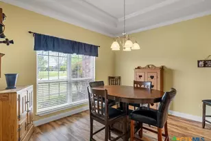 602 Basswood St, Victoria, TX 77904 - Photo 12