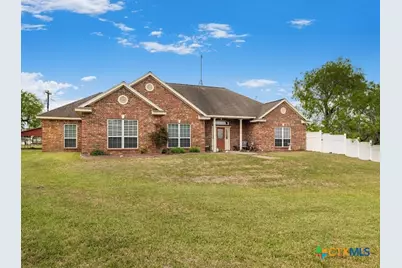 602 Basswood Street, Victoria, TX 77904 - Photo 2