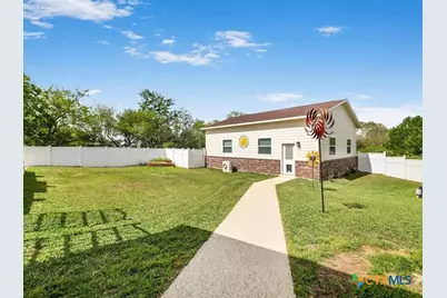 602 Basswood Street, Victoria, TX 77904 - Photo 30