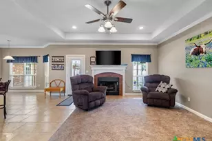 602 Basswood St, Victoria, TX 77904 - Photo 4